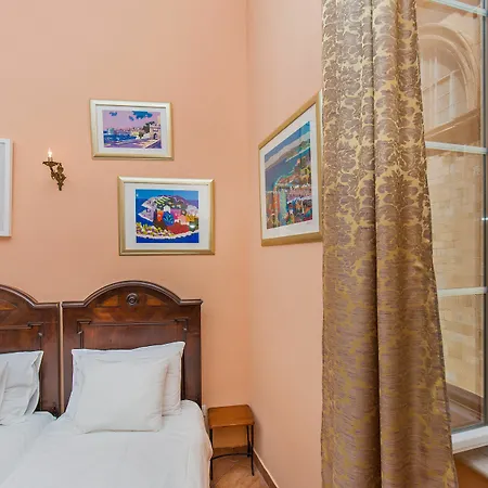 Arty Old Town By Irundo Apartment