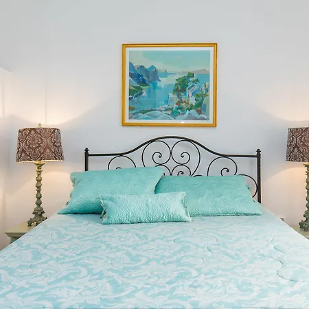 Arty Old Town By Irundo Apartment *