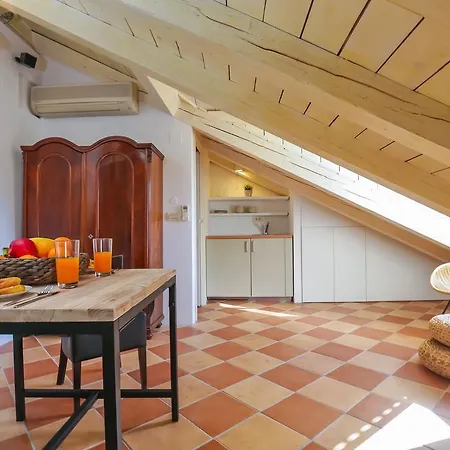 Arty Old Town By Irundo Apartment *